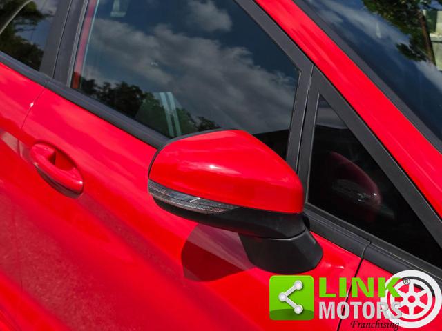 FORD Fiesta usata, con Frenata d