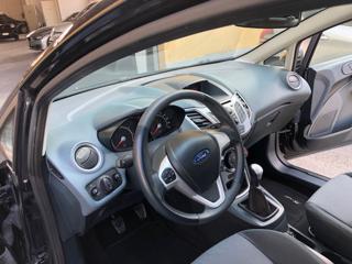 FORD Fiesta usata, con Specchietti laterali elettrici