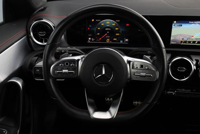 MERCEDES-BENZ CLA 200 usata, con Boardcomputer