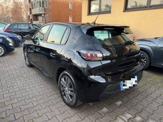PEUGEOT 208 usata, con Autoradio