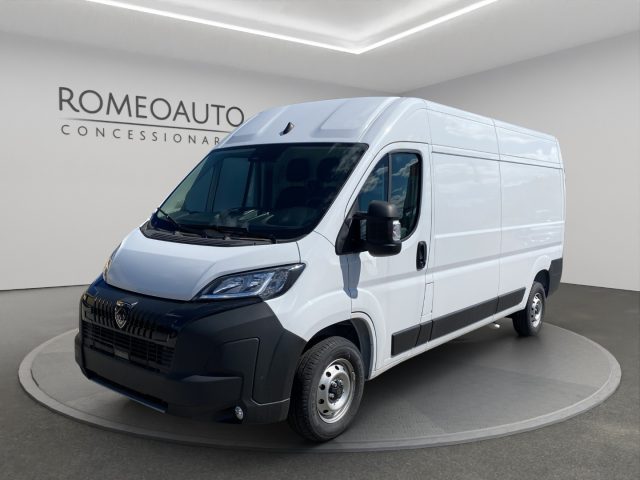 PEUGEOT Boxer usata, con Airbag