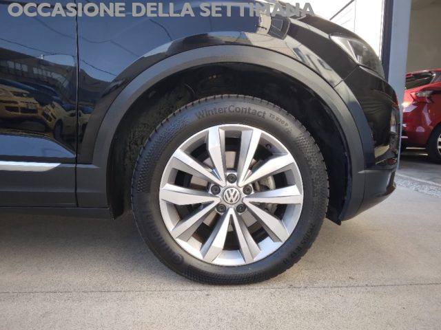 VOLKSWAGEN T-Roc usata, con Autoradio