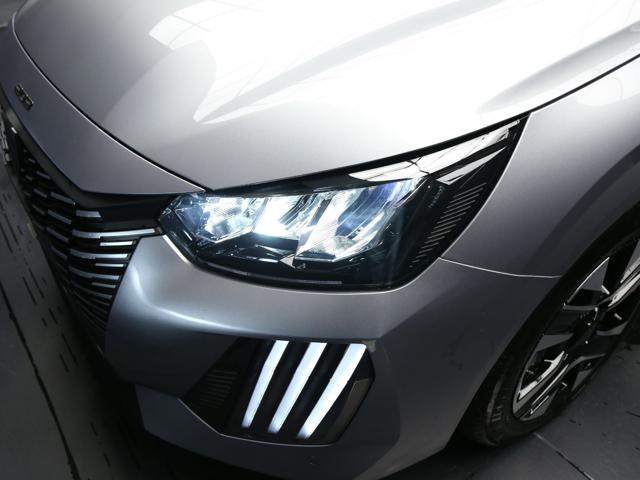 PEUGEOT 208 usata, con Park Distance Control
