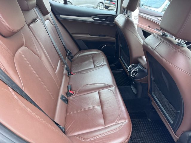 ALFA ROMEO Stelvio usata, con Park Distance Control