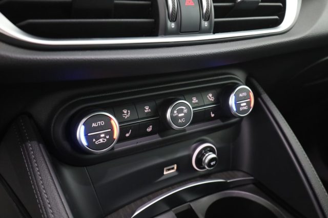 ALFA ROMEO Stelvio usata 11