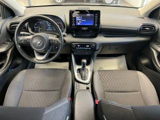 TOYOTA Yaris usata, con Controllo automatico clima