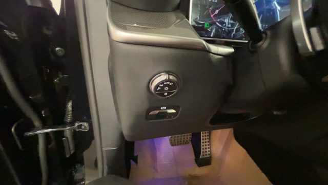 MERCEDES-BENZ GLC 220 usata, con Fari LED