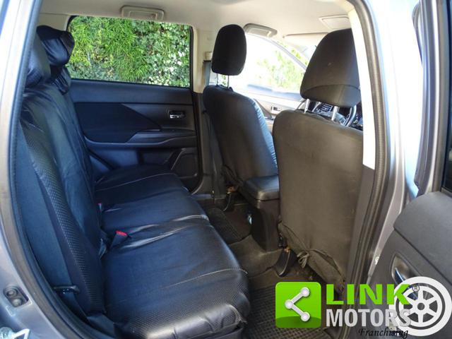 MITSUBISHI Outlander usata, con Isofix