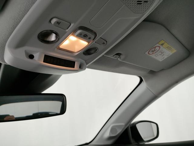 PEUGEOT 208 usata, con Park Distance Control
