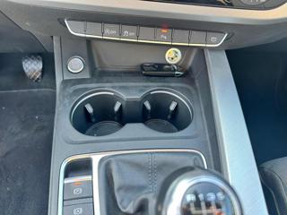 AUDI A4 usata, con USB