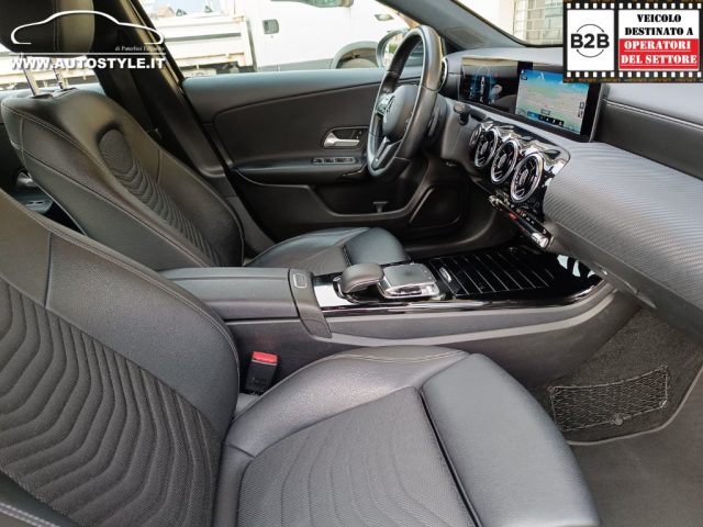 MERCEDES-BENZ A 180 usata, con Controllo automatico clima