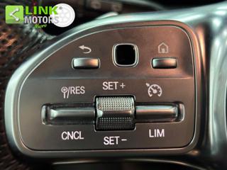 MERCEDES-BENZ A 200 usata, con Sedile posteriore sdoppiato