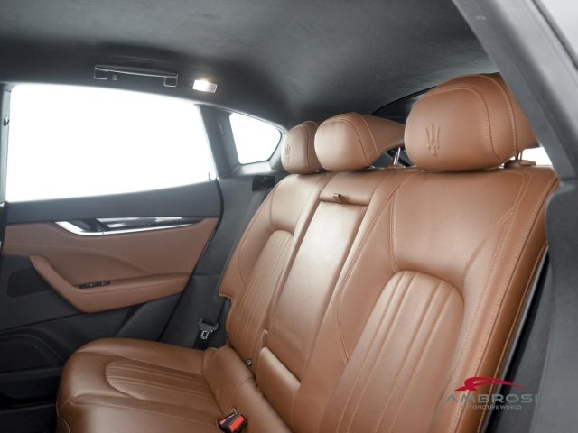 MASERATI Levante usata 9