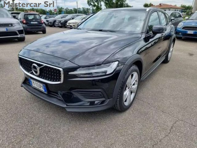 VOLVO V60 Cross Country usata, con Airbag laterali