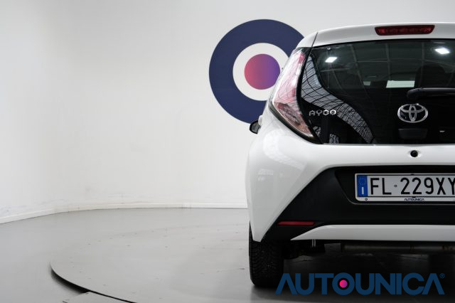 TOYOTA Aygo usata 41