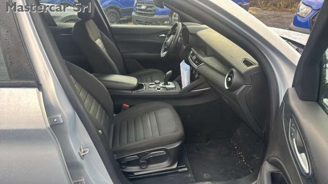 ALFA ROMEO Stelvio usata, con Volante in pelle