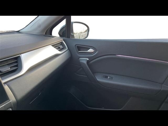 RENAULT Captur usata, con Volante in pelle