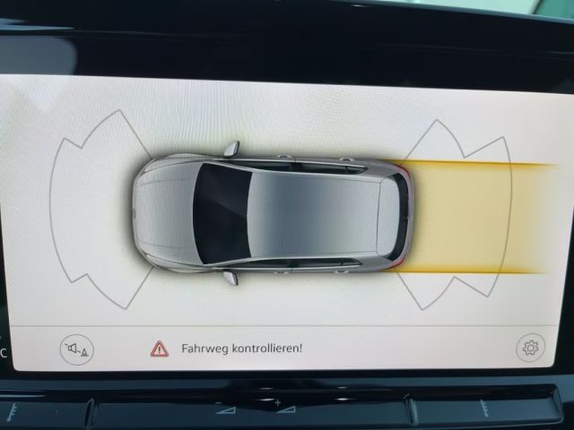 VOLKSWAGEN Golf usata, con Controllo trazione