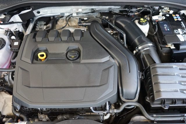 CUPRA Leon usata, con Bluetooth