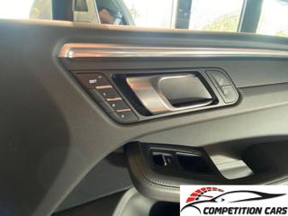 PORSCHE Macan usata, con Controllo automatico clima