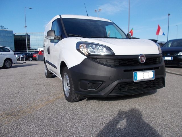 FIAT Doblo usata, con Airbag Passeggero