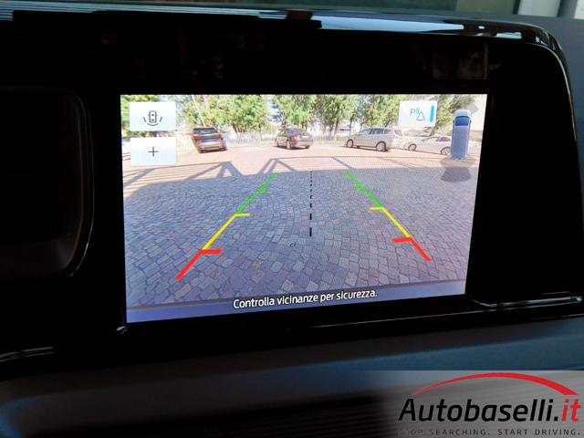 FORD Tourneo Courier usata, con Autoradio