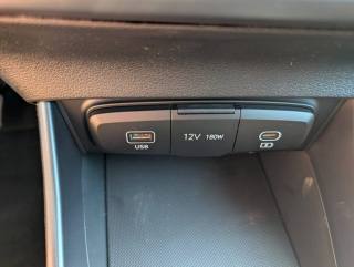 HYUNDAI i20 usata, con Sedile posteriore sdoppiato