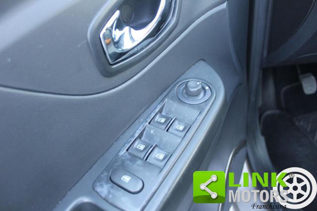 RENAULT Captur usata, con Servosterzo