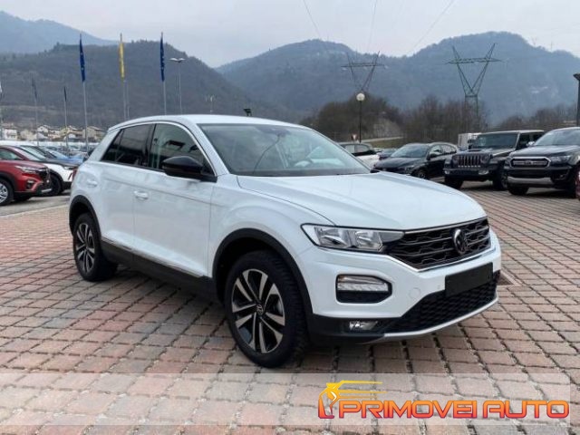 VOLKSWAGEN T-Roc usata, con Autoradio