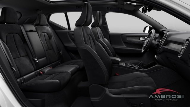 VOLVO XC40 usata 7