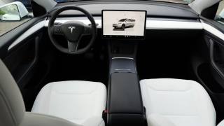 TESLA Model Y usata, con Sedili riscaldati