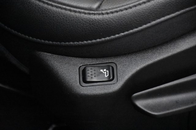 JEEP Compass usata, con Interni in pelle