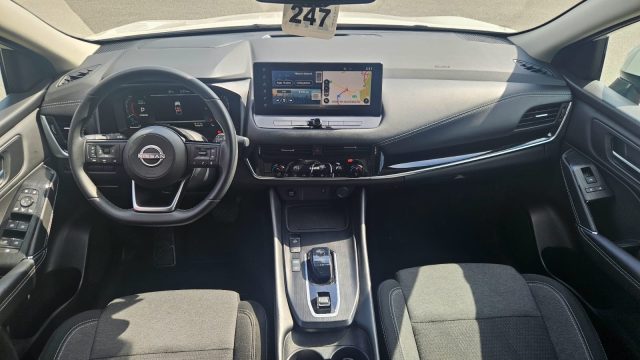 NISSAN Qashqai usata, con Fari LED