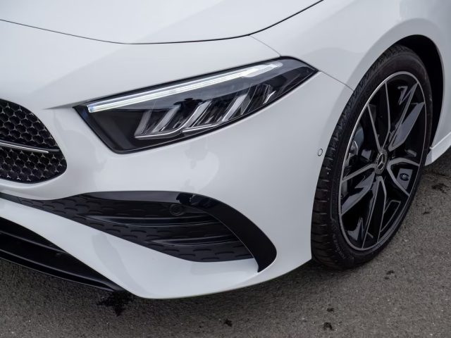 MERCEDES-BENZ A 180 usata, con Airbag laterali