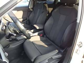 AUDI A4 usata, con Autoradio