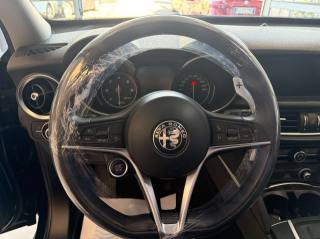 ALFA ROMEO Stelvio usata, con Controllo trazione
