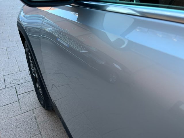 MERCEDES-BENZ GLB 200 usata, con Alzacristalli elettrici