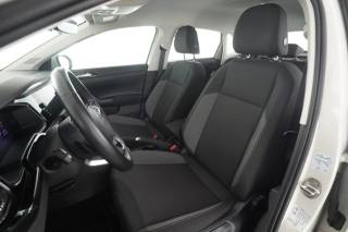 VOLKSWAGEN Taigo usata 8