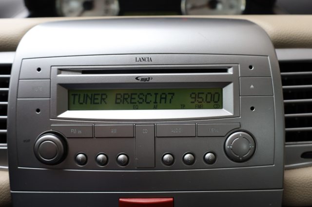 LANCIA Ypsilon usata 31