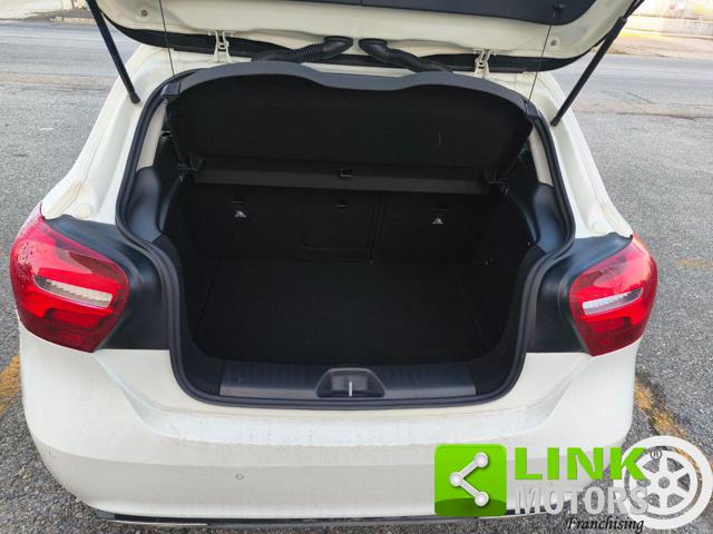 MERCEDES-BENZ A 200 usata, con Airbag testa