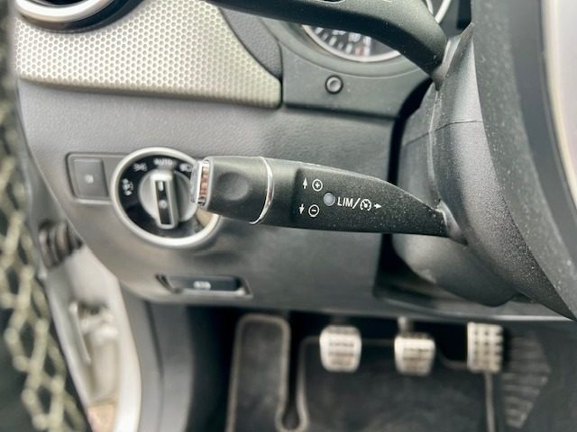 MERCEDES-BENZ B 180 usata, con Fari Xenon