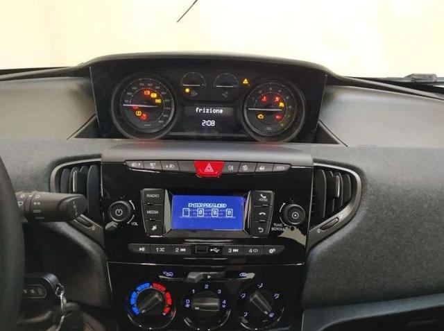 LANCIA Ypsilon usata, con Controllo trazione