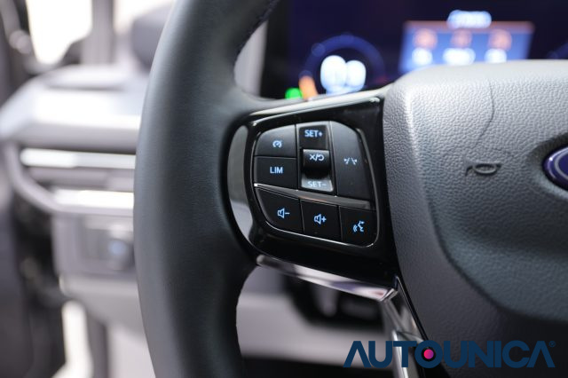 FORD Tourneo Custom usata, con Autoradio digitale