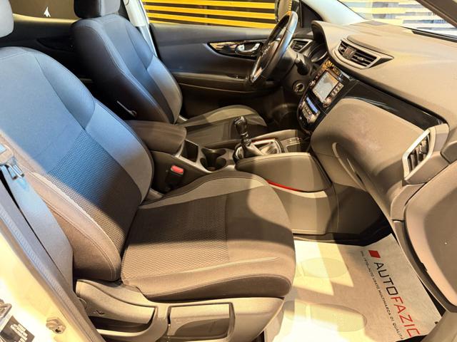 NISSAN Qashqai usata, con Vetri oscurati