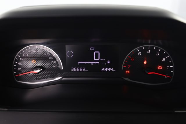 PEUGEOT 208 usata 6