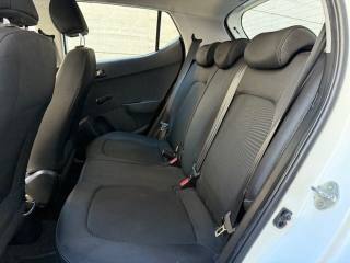 HYUNDAI i10 usata, con Autoradio