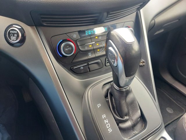 FORD Kuga usata, con Bracciolo