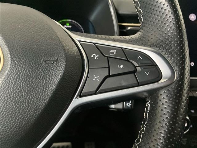 RENAULT Clio usata, con Sensori di parcheggio anteriori