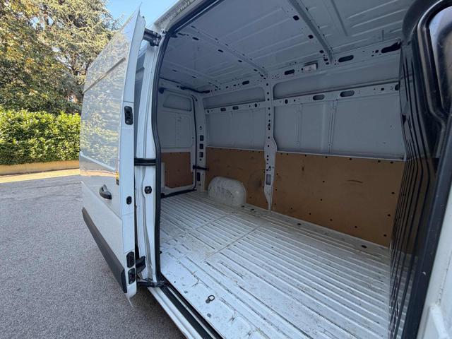OPEL Movano usata, con Autoradio