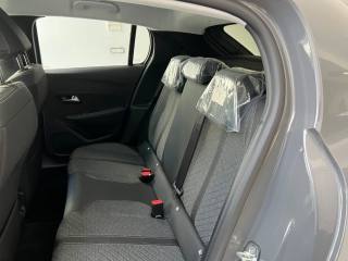 PEUGEOT 208 usata, con Autoradio digitale